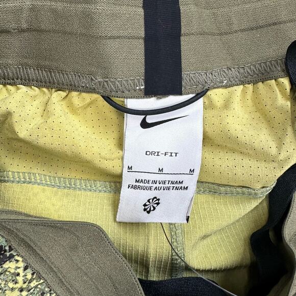 Nike Dri-Fit Training Shorts Mens Size Medium Green Black Camo FZ0740-386 - Picture 8 of 12